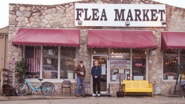 190111 Hennesseys Flea Market front Robert Paul 600x338 - In Hollister #1 Downing Street is a Creative and Unique Shopping Experience