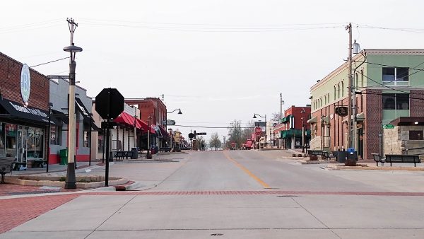 200327 Commercial St empty COVIC 19 Corona Virus 1 600x338 - Branson Chamber task force to help make plans for reopening businesses