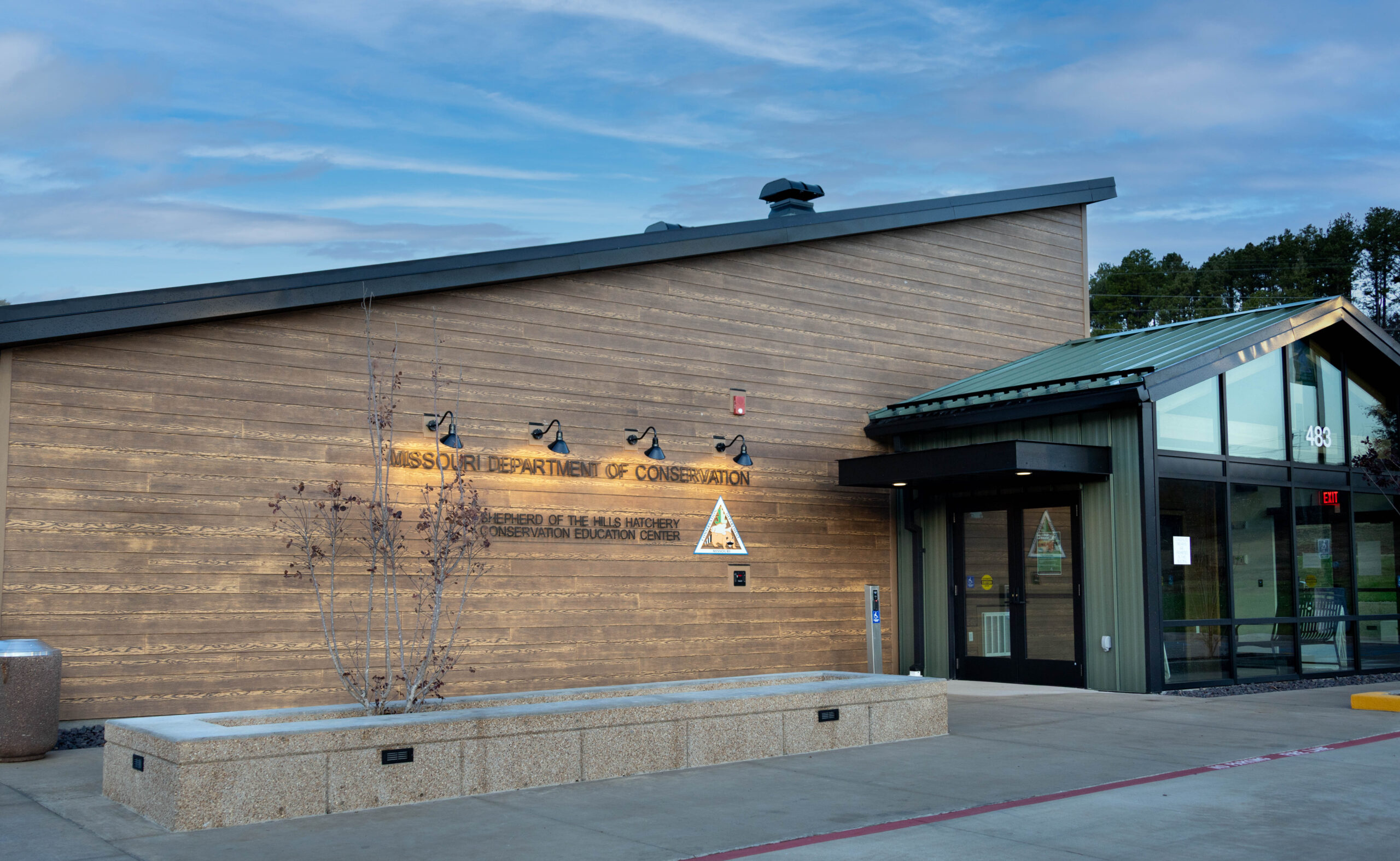 241218 Shepherd of the Hills Center Front Entrance Wintert